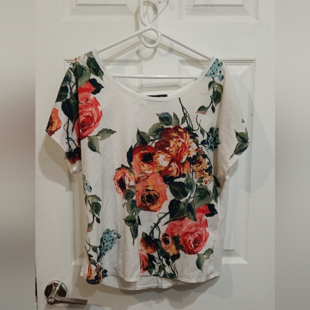 Lexington Ave Floral Print Women's Top